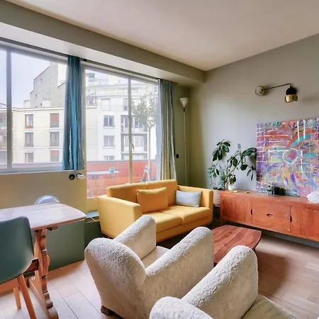 Appartamento 1br Flat With Balcony Near The Eiffel Tower